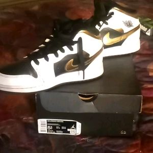Air jordan 1 mid (GS)
